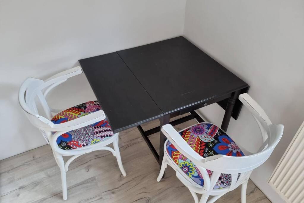 Ferienwohnung/Monteurwohnung Alte Garage Ahnatal Esterno foto
